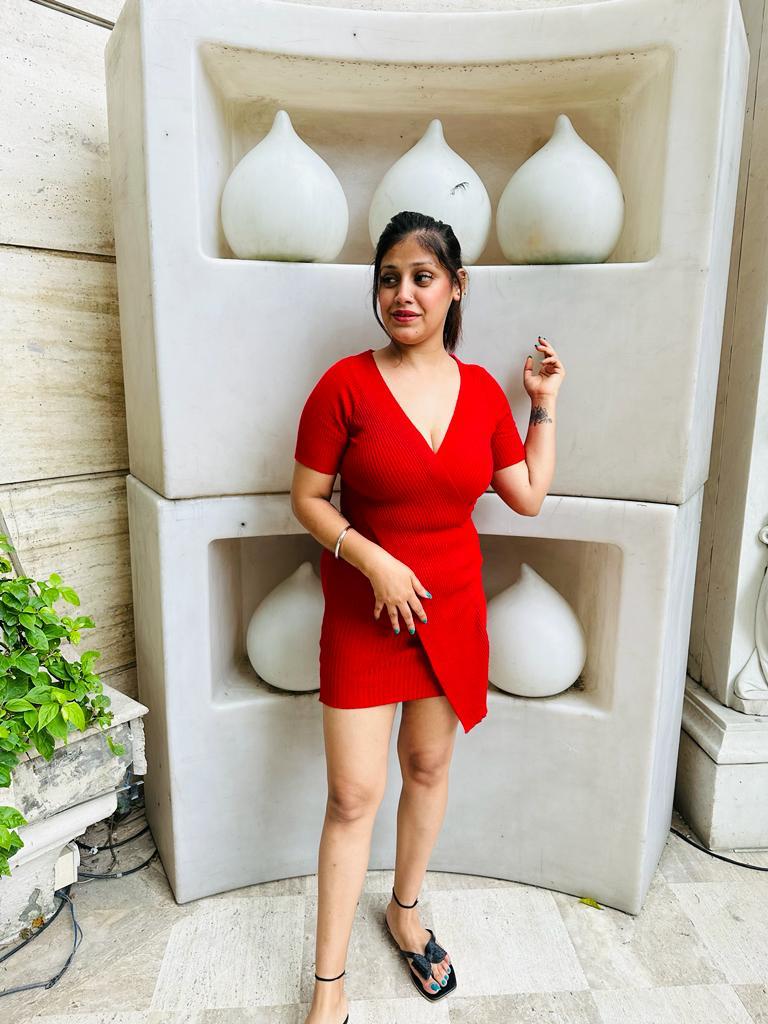 Raipur call girl